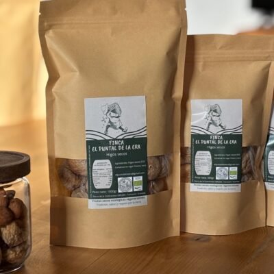 Higos secos ecológicos regenerativos